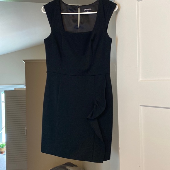 Express Dresses & Skirts - EXPRESS Little black dress